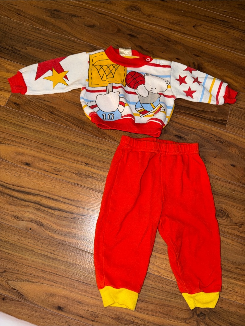 0/6m vintage 1970s Kids Red & White Basketball Elephant Sweatshirt Set